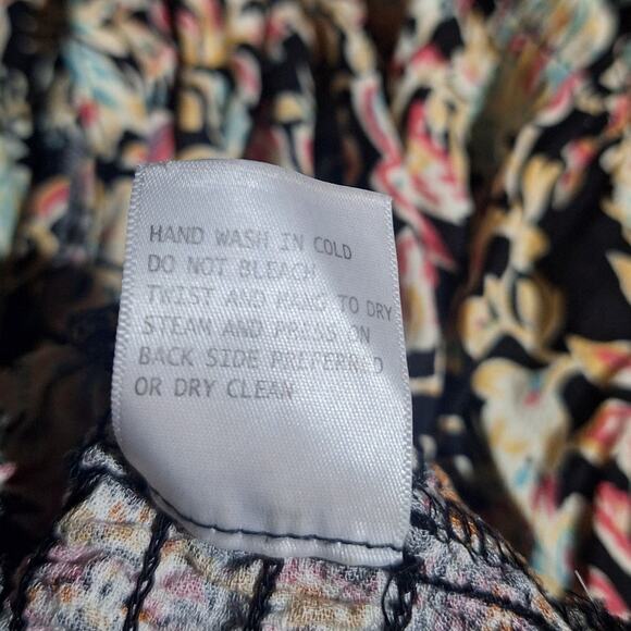 Rachel Zoe Crop Top Women's XL Low Cut V-Neck Smocked Floral Bohemian BohoStyle - Picture 10 of 10